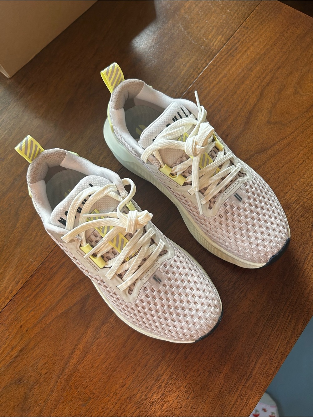 NOBULL Women's Journey 2
COMFORT-FIRST DAILY RUNNING SHOE - Picture 4 of 4